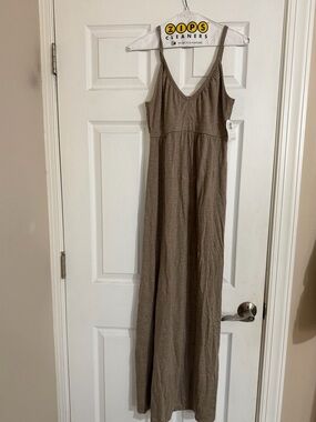 Old Navy Taupe Heather Simple Sleeveless Maxi Dress